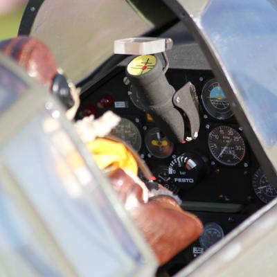 P 40 Cockpit