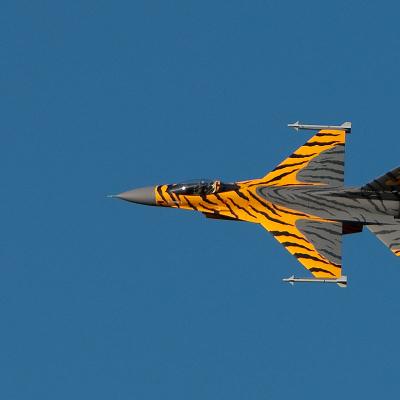 F16 3