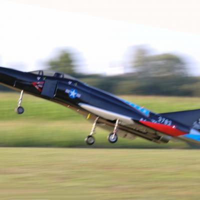 F4 Phantom 12 1